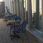 Nuea Santiago15 בית הארחה