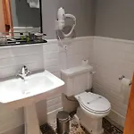 Nuea Santiago15 בית הארחה 3*