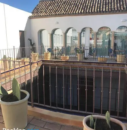 Nuea Santiago15 Gæstehus Sevilla